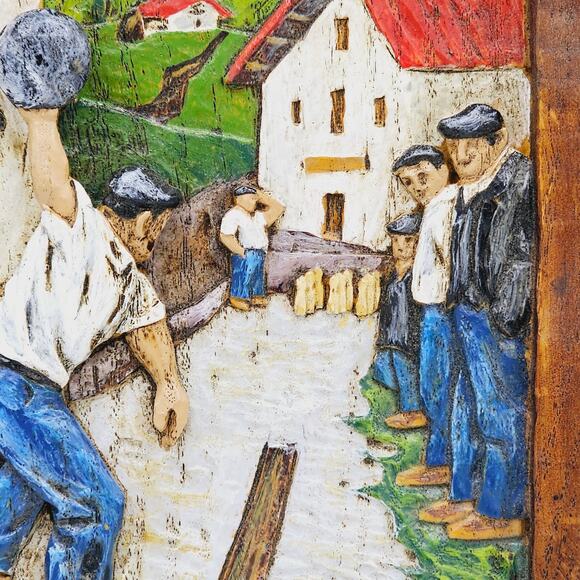 Vintage Art Artisan Wooden Carving Bowling Aprox 9.5 Light x 7.25 - Picture 5 of 6